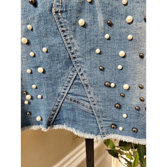 Mignon Women Blue Denim Cotton Blend Distressed A-Line Jean Skirt Size 1,2 & 3XL - Picture 3 of 12